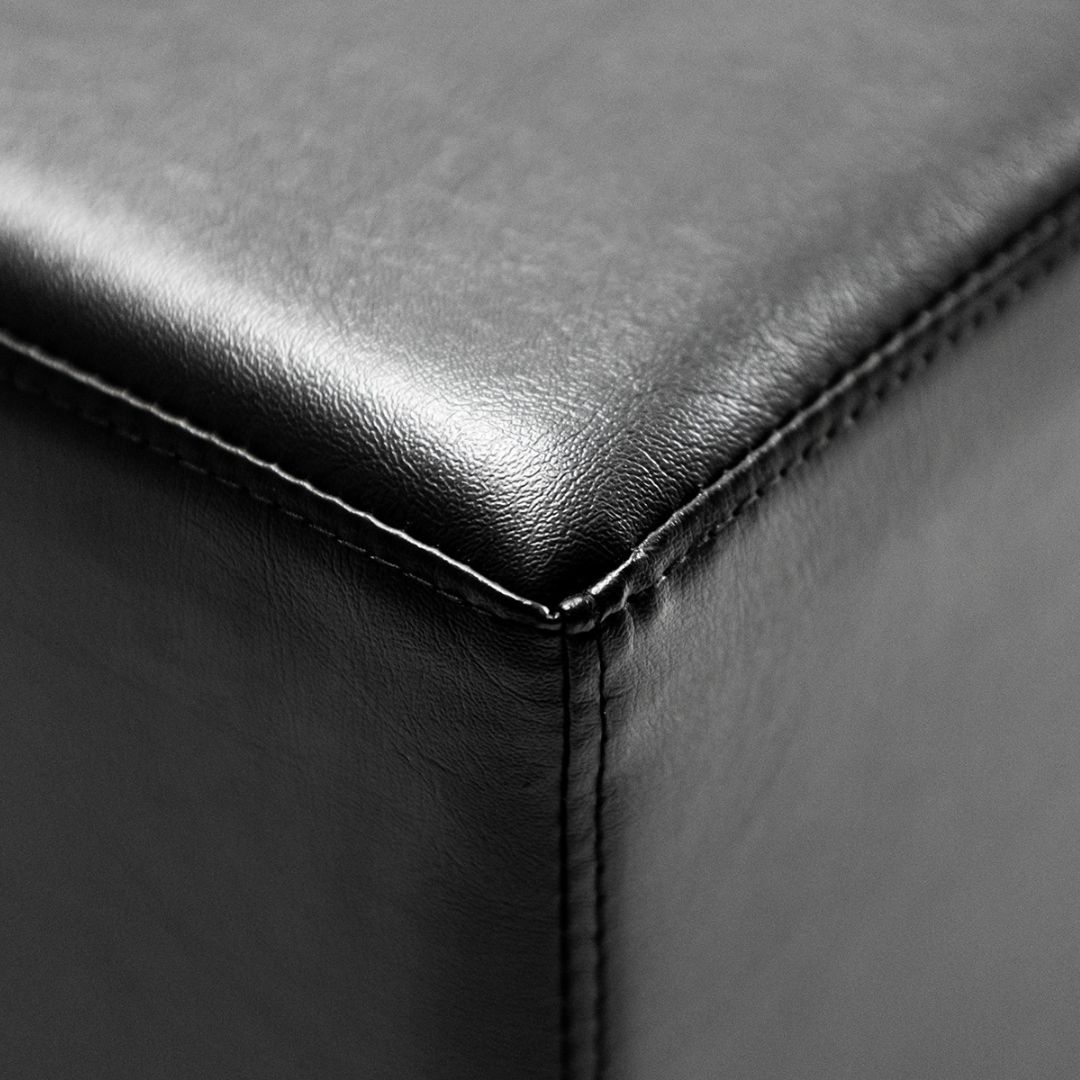 Asiento de recepción con estructura de madera y espuma de alta densidad. Varias medidas Asiento de recepción con estructura de madera y espuma de alta densidad. Varias medidas