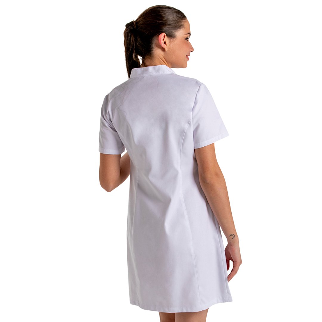 Blouse à manches courtes pour femme avec agrafes, 2 poches. Plusieurs tailles et couleurs