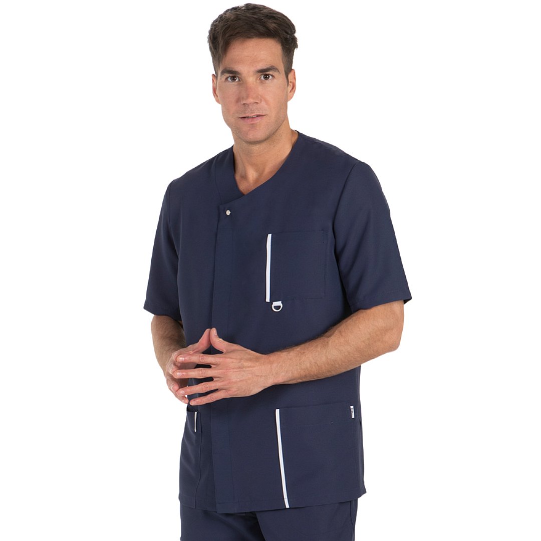 Short sleeve jacket for men with 3 pockets, 100% polyester. Various sizes and colors.