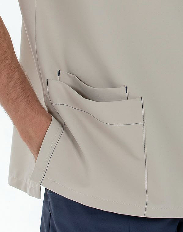 Short sleeve men's jacket with 4 pockets, 100% polyester. Various sizes and colors.