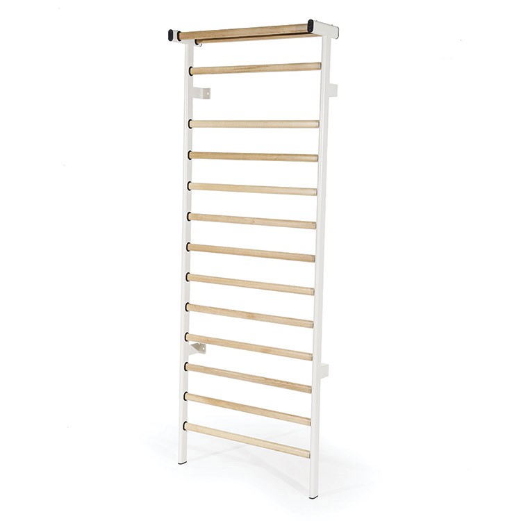 Espaldera con 13+1 peldaños de madera y estructura de acero Espaldera con 13+1 peldaños de madera y estructura de acero