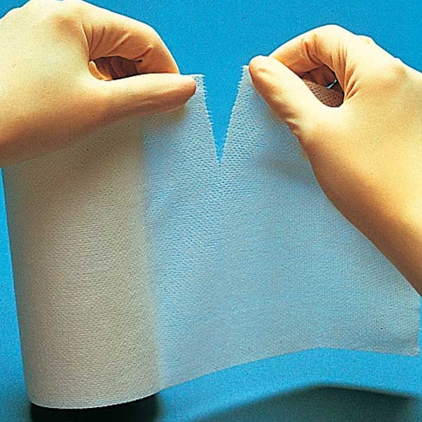 Esparadrapo de tela suave Medipore H. Rollo de 15 cm x 10 m. Caja de 6 unidades Esparadrapo de tela suave Medipore H. Rollo de 15 cm x 10 m. Caja de 6 unidades