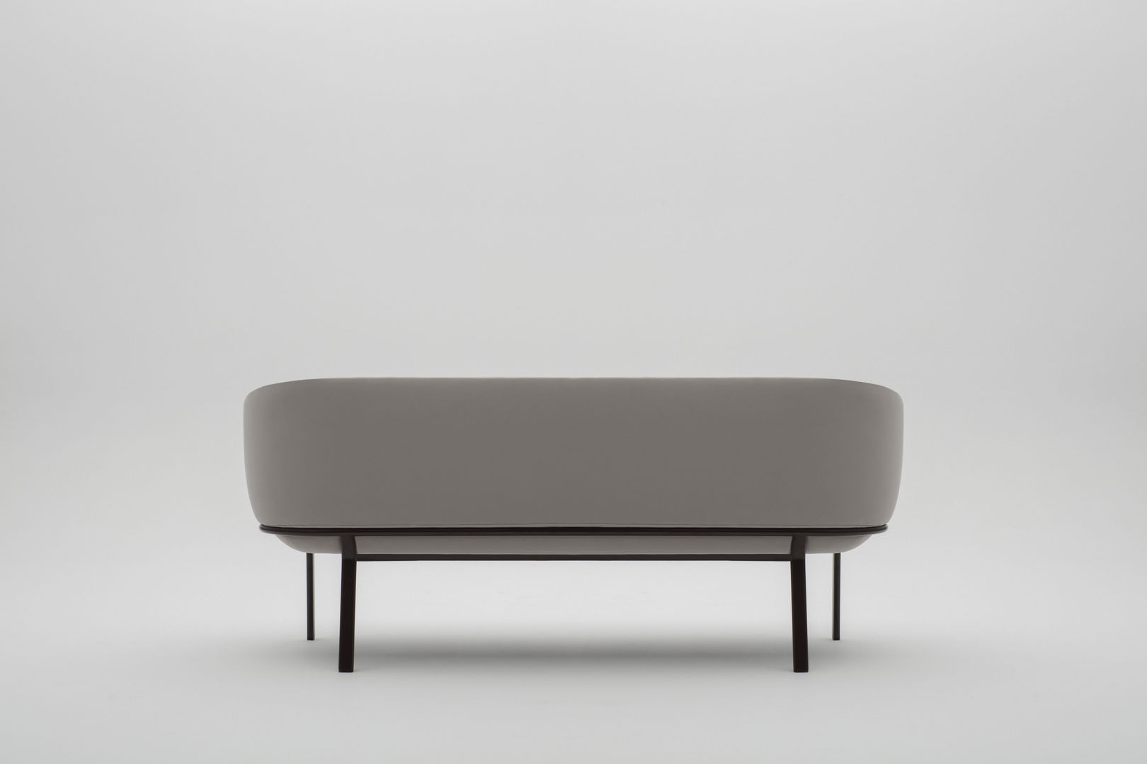 Sillón de 3 plazas Grant con tapizado Vita. Varios colores Sillón de 3 plazas Grant con tapizado Vita. Varios colores