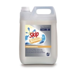Detergente con jabón de Marsella Skip Pro Formula. 5 litros