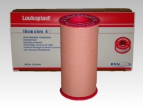 Esparadrapo de tela Leukoplast. Color carne. 10 cm x 5 m