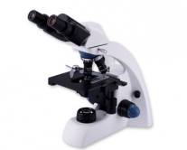 Microscopio binocular, serie P. Objetivos: 4X,10X,40X,100X.