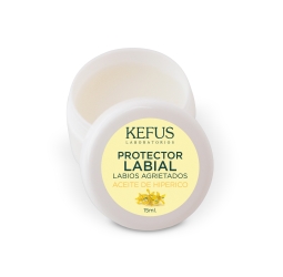 Protector labial Aceite de Hipérico Kefus. 15 ml
